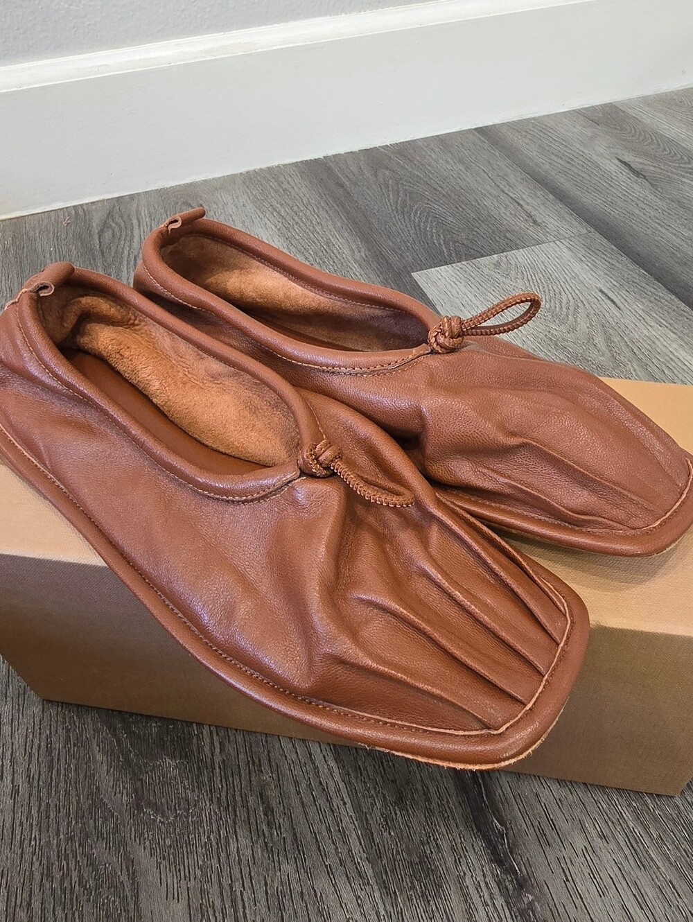 HEREU Puntera Pleat-Toe Leather Ballet Flats Chestnut Brown Size 35 / US 5 - Picture 3 of 10